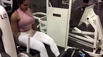 bbw booty clapping loud slow motion
